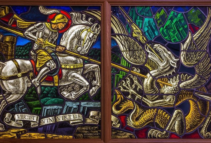 Saint George with alcohol-free drinks curiosities