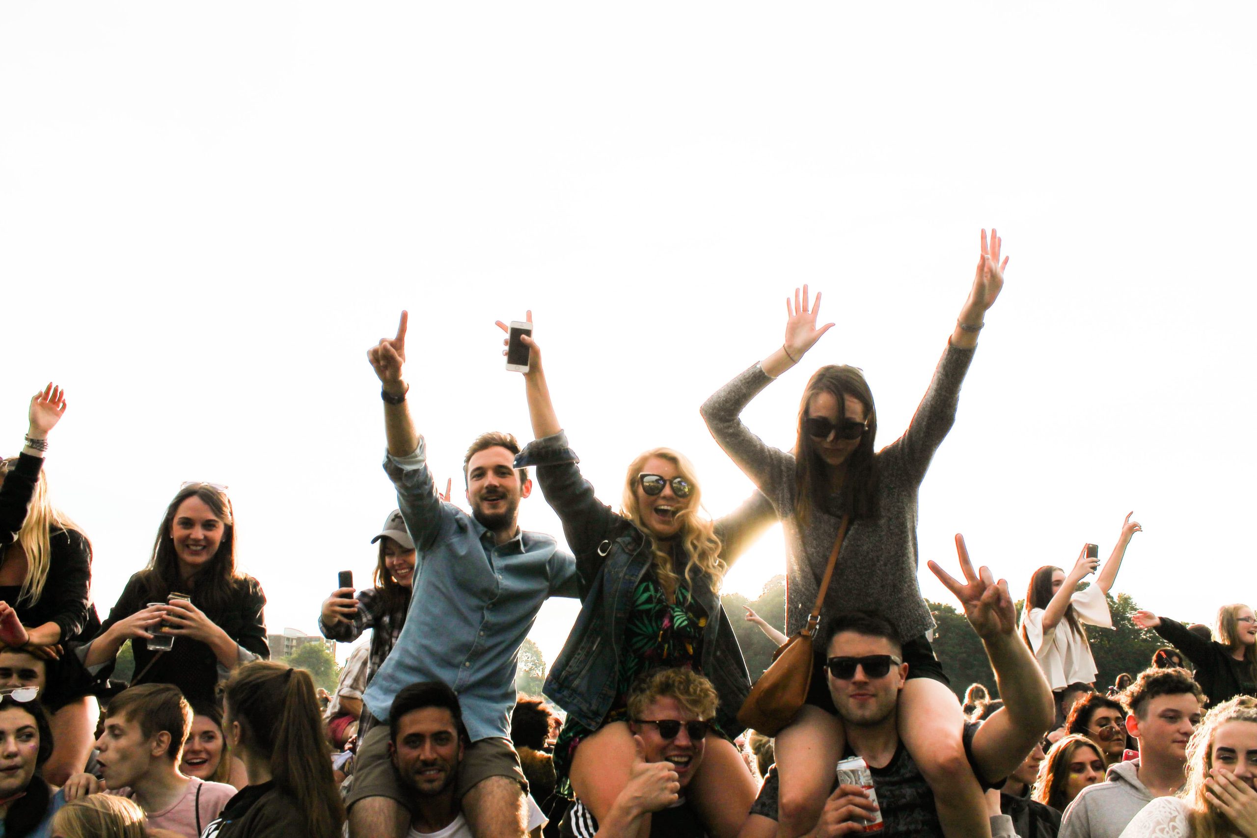 La generació Z consumeixen molt menys alcohol que els millennials